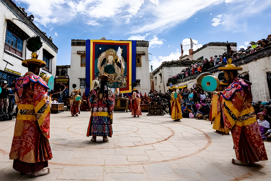 Mustang Tiji Festival