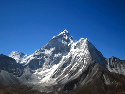 Everest Base camp trekking,  trekking trai to everest, Kalapathar peak, EBC trekking route, trekking peak, views of trekking peak....
